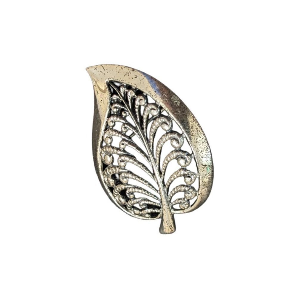 Vintage Danecraft Ornate‎ Sterling Silver Signed Leaf Brooch
